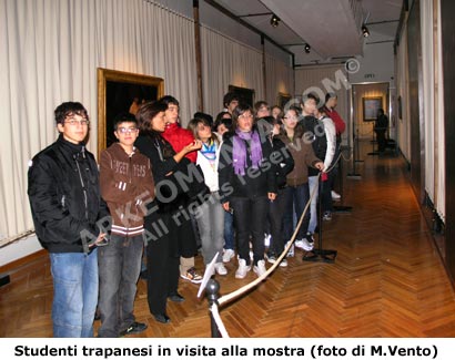 Studenti alla mostra del Caravaggio presso il museo Pepoli di Trapani