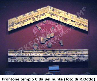 Ricostruzione del frontone del tempio "C" di Selinunte
