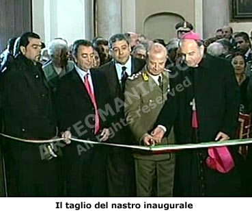 Catania: il taglio del nastro inaugurale della mostra dei reperti archeologici recuperati dalla Guardia di Finanza